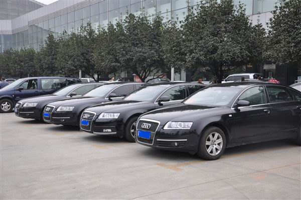 上海豪林汽車租賃服務(wù) 專業(yè)、便捷、放心的出行選擇